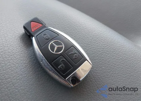 2006 Mercedes-Benz C 230 Sport z USA, uszkodzony, nr VIN WDBRF52H56A856482